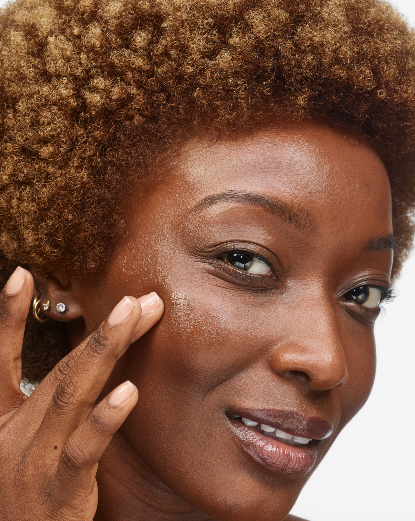 Stretch Fluid Foundation - Image 19